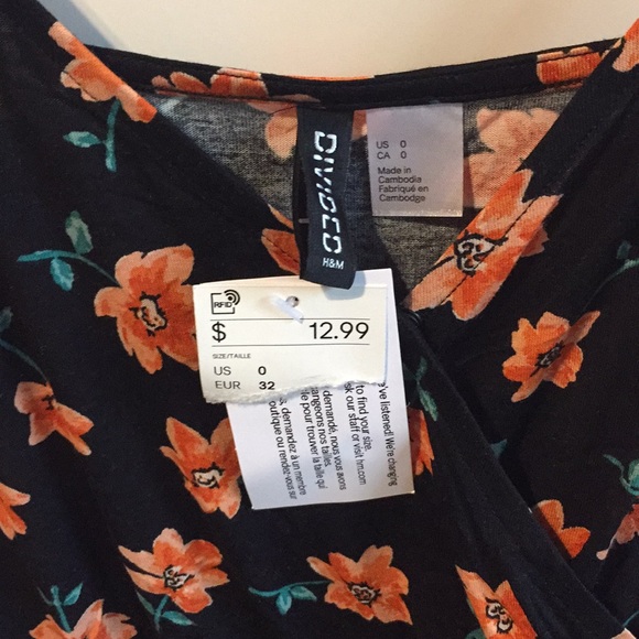 H&M black floral romper - Picture 4 of 5